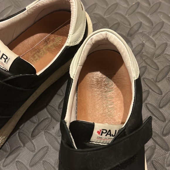 Pajar men’s casual shoes with Velcro - Picture 3 of 7